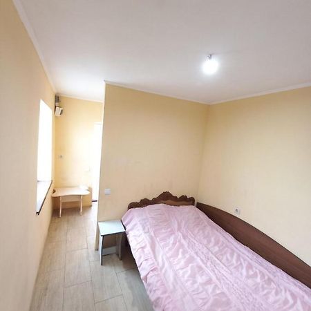 Дом С Удобствами, Возле 3 Городской Больницы Cserkaszi Kültér fotó